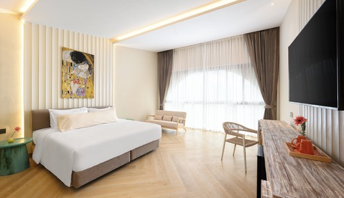 Deluxe Room, 1 King Bed