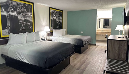 Room, 2 Queen Beds, Non Smoking