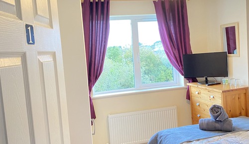 Standard Double Room with a Shared Bathroom