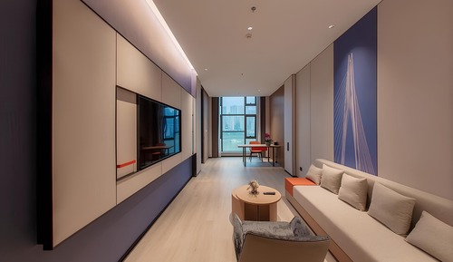 1 King 1 Bedroom Suite River View