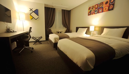 Standard Twin Room