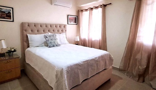 Apartment, 3 Bedrooms, Accessible, Smoking