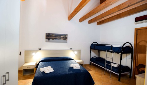 Family Studio, Multiple Beds
