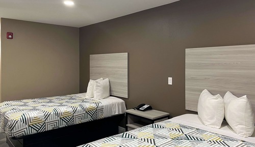 Deluxe Room, 2 Double Beds, Accessible, Non Smoking