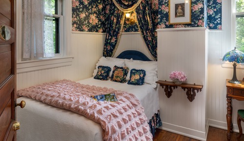 Bosse-Bryan (2nd Floor)