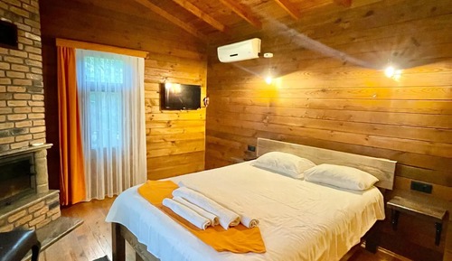 Junior Bungalow