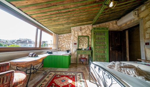 Luxury Double Room, 1 King Bed, City View