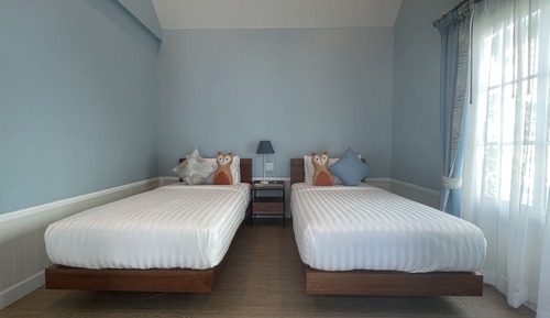 Family Room, 3 Bedrooms, Balcony