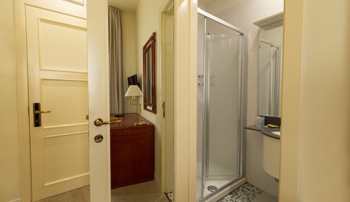 Basic Single Room