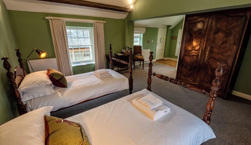 Superior Twin Room