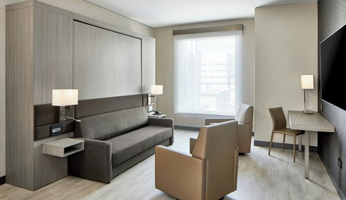 Standard Room, 1 King Bed