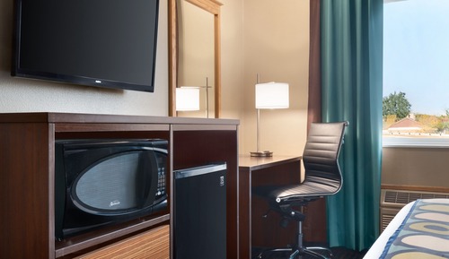 Room, 1 Queen Bed, Accessible, Non Smoking (Mobility Accessible)