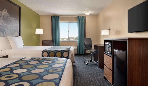 Room, 2 Queen Beds, Non Smoking