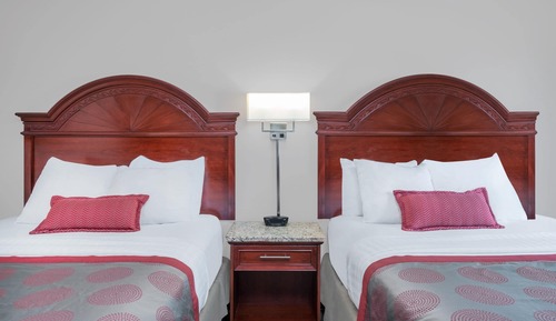 Room, 2 Queen Beds, Accessible, Non Smoking (Mobility Accessible)
