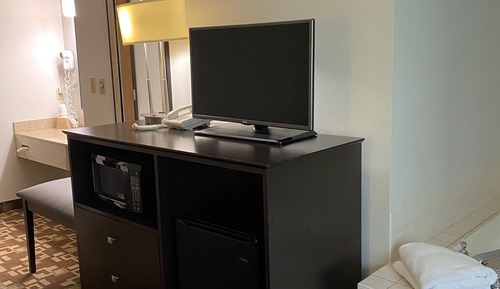 Suite, 1 Queen Bed, Non Smoking