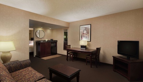 Two-Room Premium Suite  2 Queen Beds NS