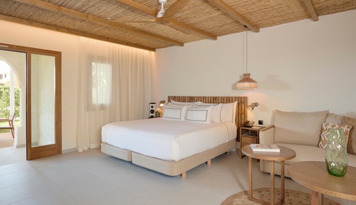 The Level, Petite Villa