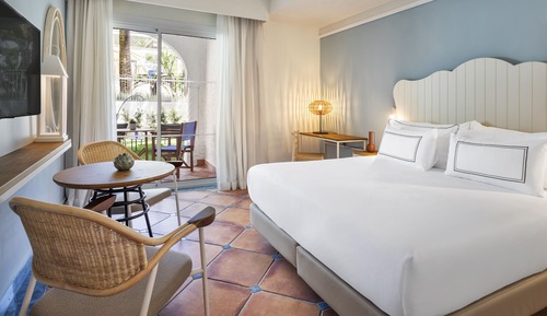 Premium Room (with Garden)