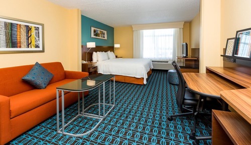 Room, 1 King Bed with Sofa bed (Mobility Accessible, Tub)