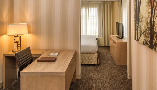 King Mob Hear Acc W Tub Ns