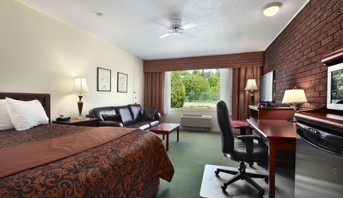 Standard Room, 1 Queen Bed, Non Smoking