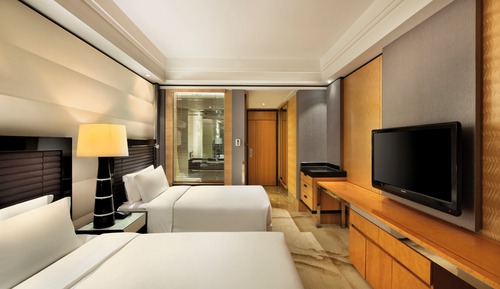 2 Double Premium Lounge Access
