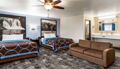 Studio Suite, 2 Queen Beds, Non Smoking, Microwave