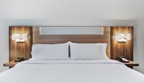 Suite, 1 King Bed