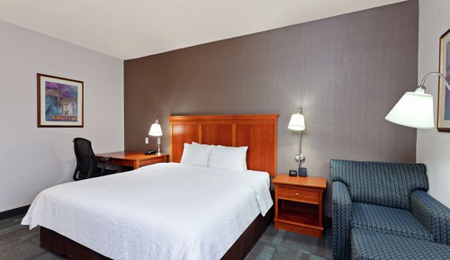 One king bed non smoking