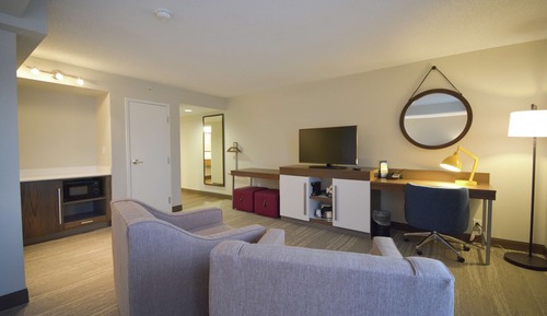 Suite, 1 King Bed, Non Smoking