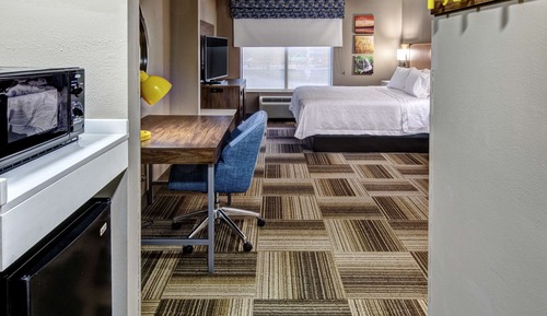 Room, 1 King Bed, Microwave