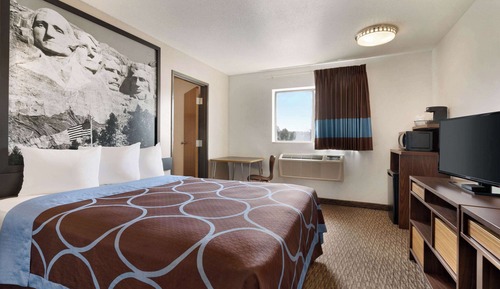 Suite, 2 Queen Beds, Non Smoking (One-Bedroom)