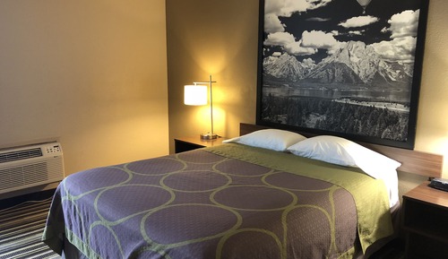 Deluxe Room, 1 Queen Bed, Non Smoking