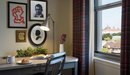 Room, 1 King Bed (Graduate, High Floor)