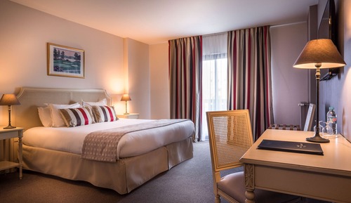 Junior Suite, 1 Queen Bed, Non Smoking