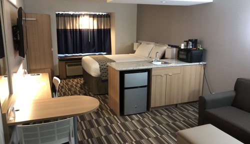 Studio Suite, 1 Queen Bed, Accessible, Non Smoking (Mobility)