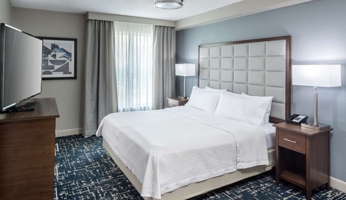Suite, 1 King Bed, Accessible, Bathtub (Mobility & Hearing)