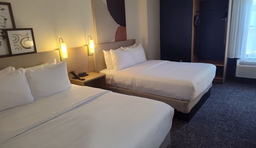 Room, 2 Queen Beds, Accessible, Bathtub