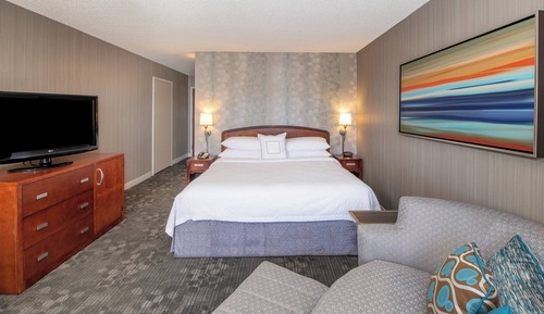 Executive Room, 1 King Bed with Sofa bed, Non Smoking, Courtyard View (Balcony)