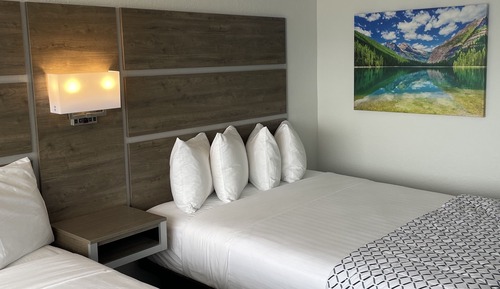 Premium Room, 2 Queen Beds, Lake View