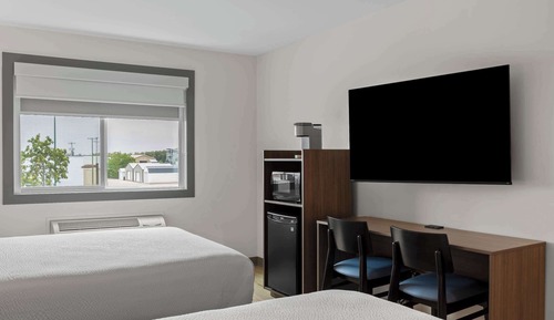 Room, 2 Queen Beds, Non Smoking