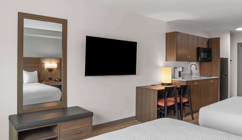 Room, 2 Queen Beds, Non Smoking, Kitchenette (Efficiency)