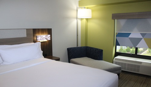 Standard Room, 1 King Bed