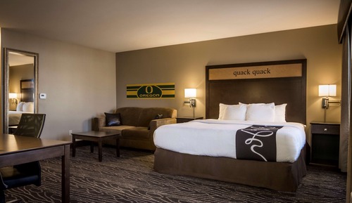 Deluxe Studio Suite, 1 King Bed, Non Smoking