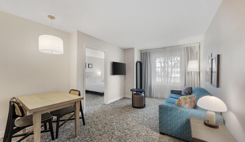 Suite, 1 Queen Bed, Accessible (Mobility Roll in Shower One Bedroom)