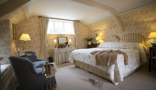 Superior Double Room (Courtyard)