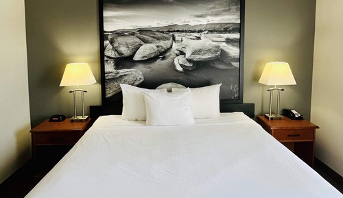 Family Suite, 2 Bedrooms, Non Smoking, Kitchen (Multiple Beds, Fireplace)