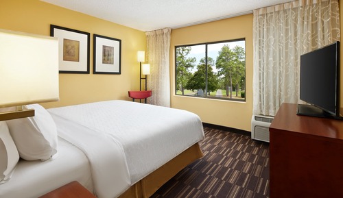 Suite, 1 King Bed, Balcony