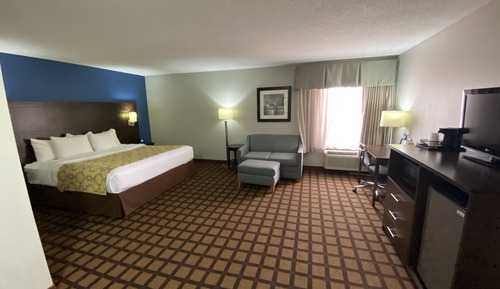 Studio Suite, 1 King Bed, Non Smoking, Jetted Tub