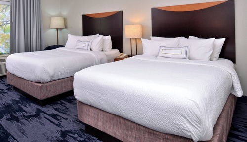 Room, 2 Queen Beds (Mobility Accessible, Roll-In Shower)